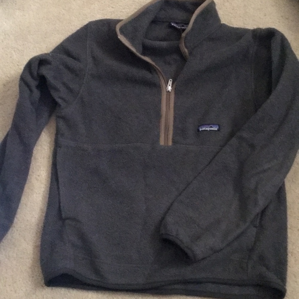 Patagonia zip pullover